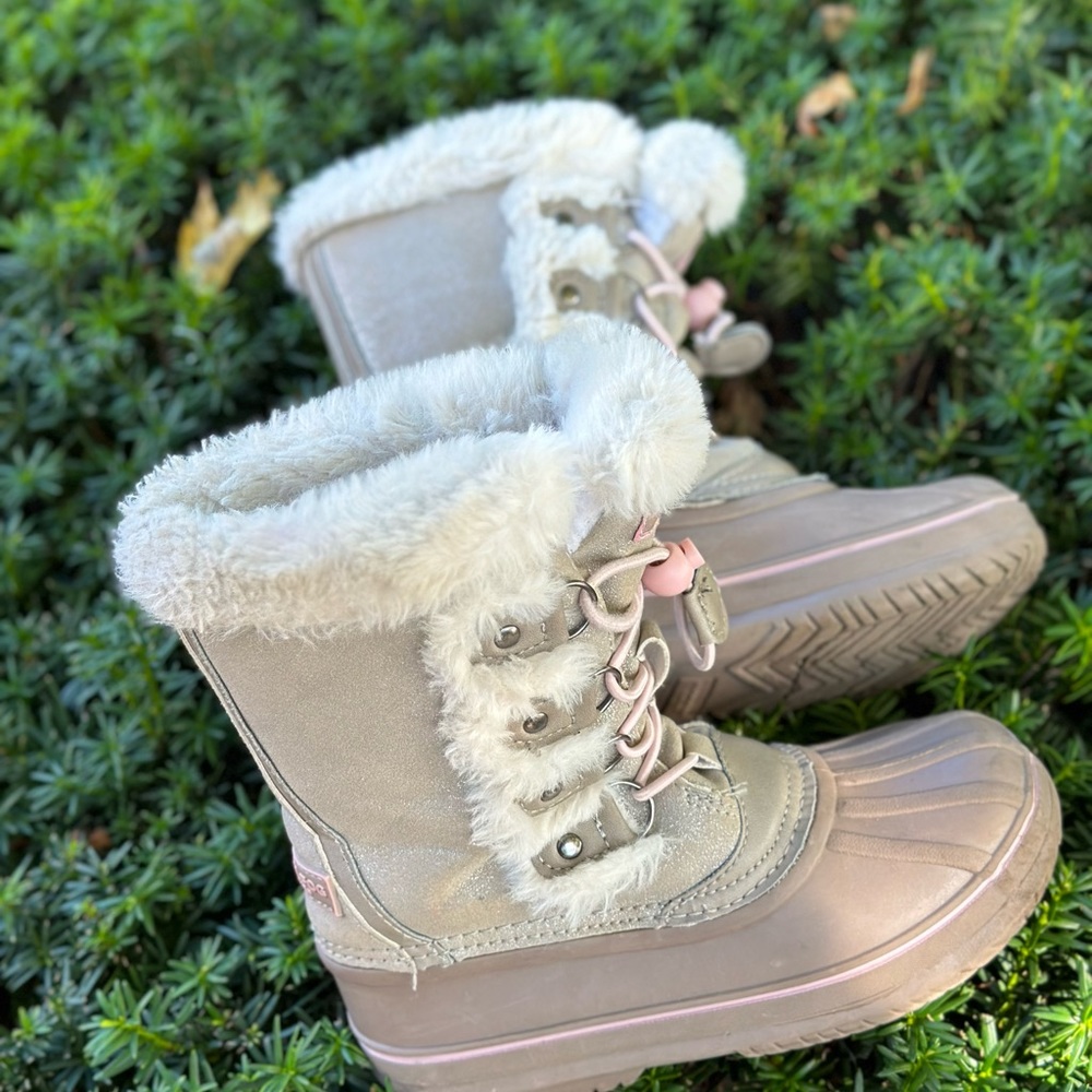 Winter boots